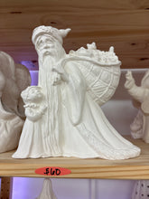 Load image into Gallery viewer, Santa Figurines
