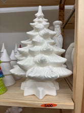 Load image into Gallery viewer, Lighted Trees