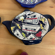 Load image into Gallery viewer, Painted Tea Bag Caddy