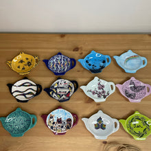 Load image into Gallery viewer, Painted Tea Bag Caddy