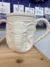 Load image into Gallery viewer, Jungle Animal Mugs
