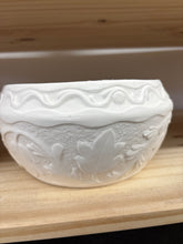 Load image into Gallery viewer, Arnels Planters
