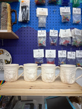 Load image into Gallery viewer, Jungle Animal Mugs
