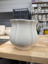 Load image into Gallery viewer, Hand Poured Plain Planters
