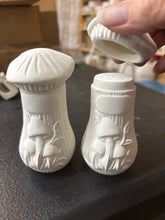 Load image into Gallery viewer, Arnels Mushroom Items
