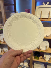 Load image into Gallery viewer, Vintage Grape Dishes

