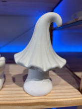 Load image into Gallery viewer, Mushrooms
