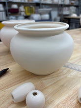Load image into Gallery viewer, Hand Poured Plain Planters
