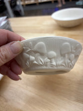 Load image into Gallery viewer, Arnels Mushroom Items
