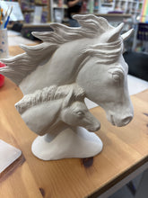 Load image into Gallery viewer, Parent &amp; Baby Horses
