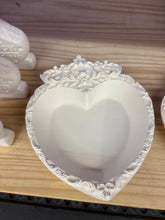 Load image into Gallery viewer, Heart Shaped Dishes
