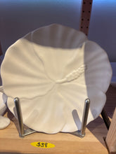 Load image into Gallery viewer, Floral Dishes
