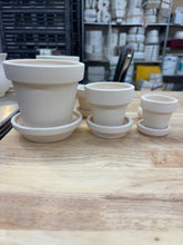 Load image into Gallery viewer, Planters with Trays
