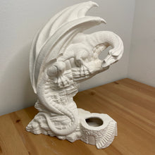 Load image into Gallery viewer, Globe Dragon
