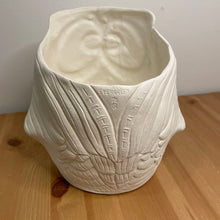 Load image into Gallery viewer, Big Ol' Owl Planter
