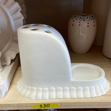 Load image into Gallery viewer, Toothbrush Holders
