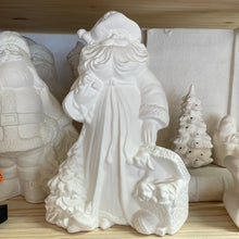 Load image into Gallery viewer, Santa Figurines
